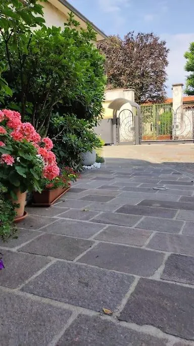 Prestigioso Appartamento Di 70Mq Vicino Milano Legnano