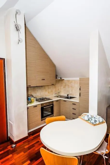 Prestigioso Appartamento Di 70Mq Vicino Milano Legnano 0*,  Italia